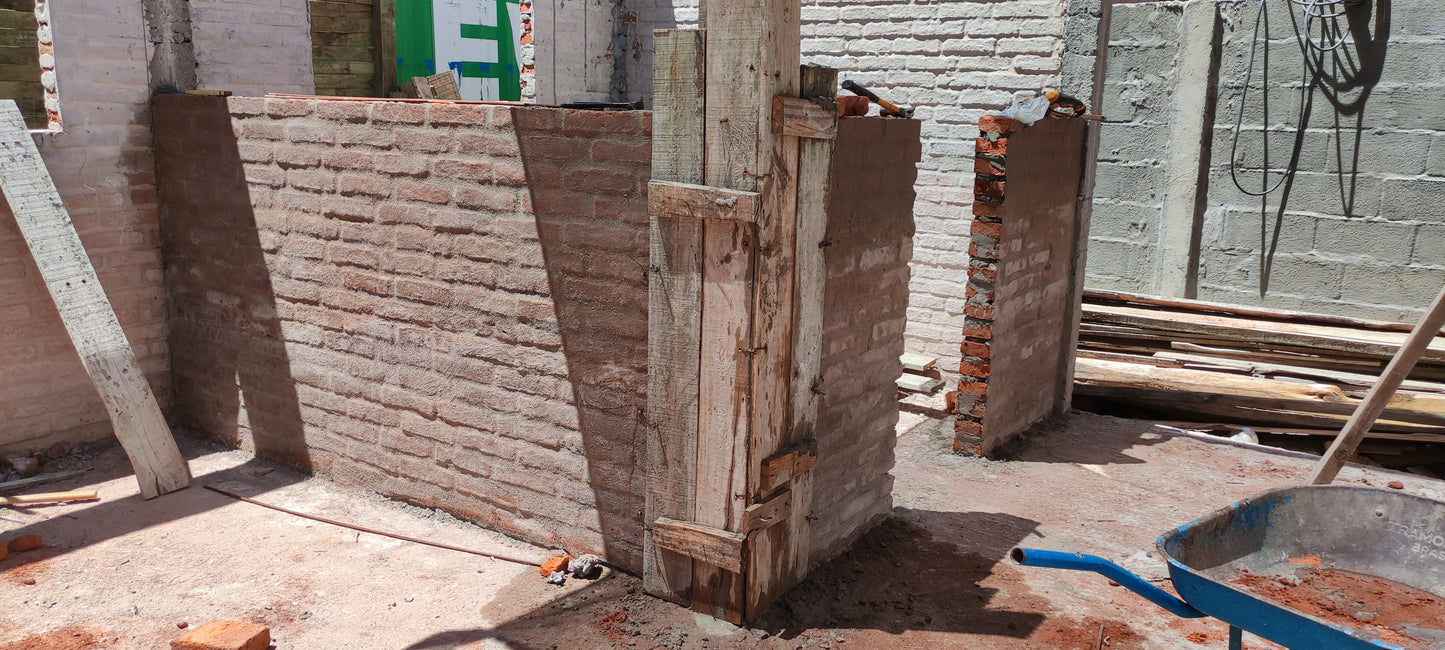 Construcciones de galpones y todo tipo de estructura metalicas también albañilería y pintura en general.