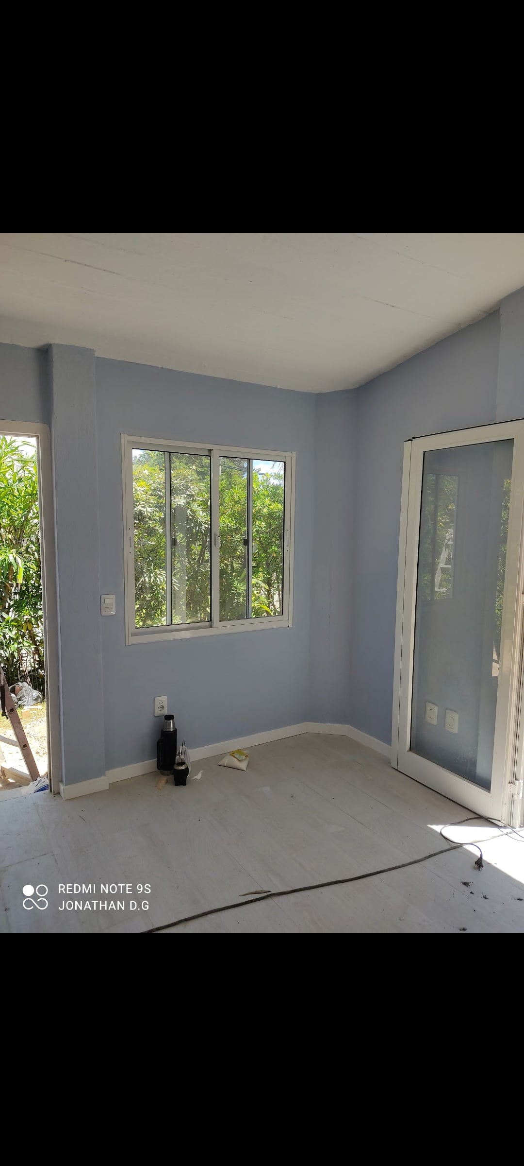 Construcciones de galpones y todo tipo de estructura metalicas también albañilería y pintura en general.